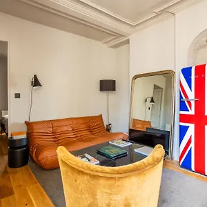 Apartment Bail Mobilite Luxe Le Marais, Paris