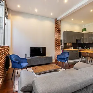Appartement Guestready - Apto Parisiense Da Moda No 19º Arr., Paris