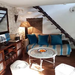  Holiday home Maison De France